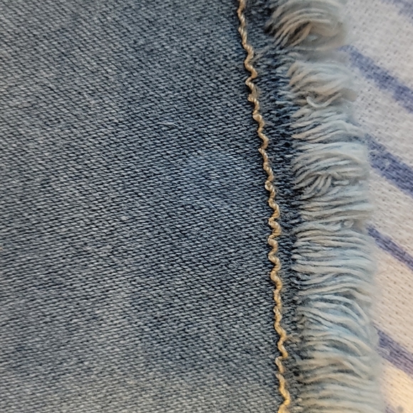 Girls Denim Skirt GMN Be Happy Kids Adorable Stripes Distressed Edge Jean Sz 14 - Picture 7 of 7